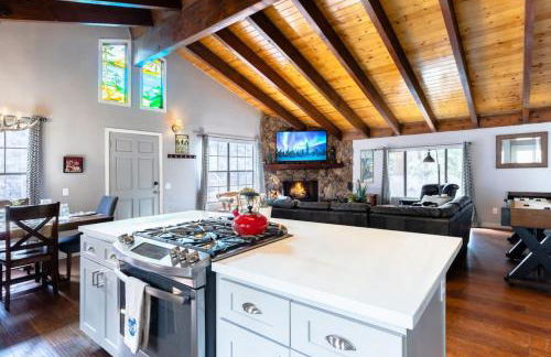 Winter Getaway Spa Fire-table Close to slopes - Foto 5