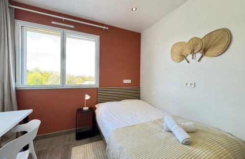 Le Tertre - Wifi Fibre, TV, 2 Parkings, Moderne - Foto 16