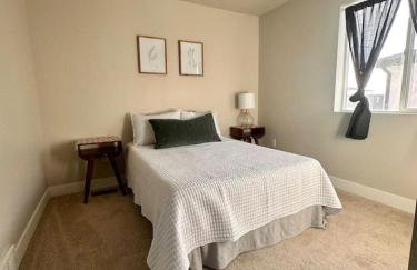 Newly Built Chic Utah Valley Gem l Theo - Foto 10