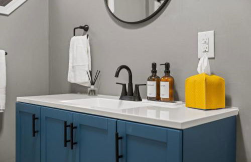 3BD Family Retreat - 4 Mins to UND - Yard Games - Foto 28