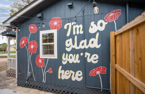 NEW! The Yellow Door- Downtown Wimberley w/ River Access - Foto 26