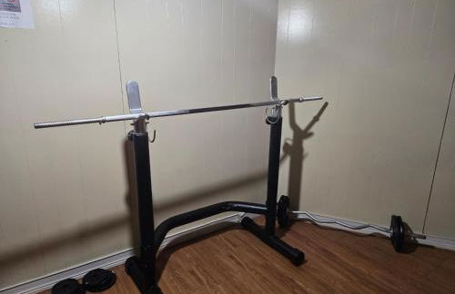 Chic City Charming Bungalow with all the Amentities Great Family Getaway! - Foto 22