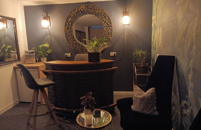 Romantic Chalet- Hot Tub- Games Room-stream-views - Foto 11