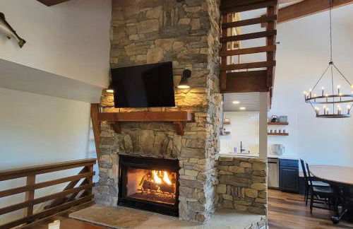 Lakefront Mountain Retreat - Foto 7