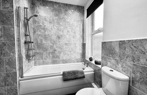 Ocean Apartment, Spacious 5 bedroom holiday home - Foto 12