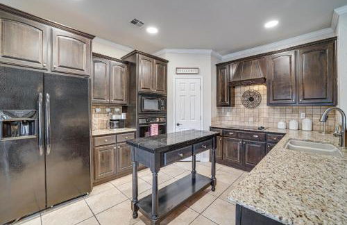 Pet-Friendly Tulsa Escape with Private Hot Tub! - Foto 10