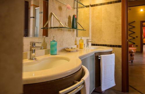 Luxury Home Bosa Apartment - Foto 27