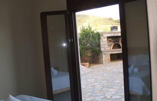 ΒΙΛΑ ΧΡΥΣΟΥΛΑ - Photo 6