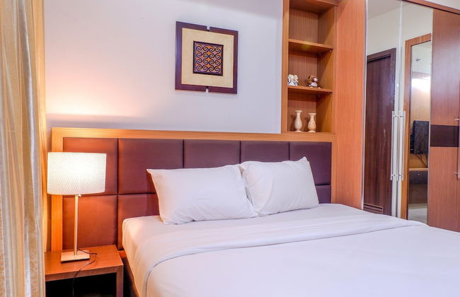 Cozy Pool View Kemang Village Residence Apartment with Direct Access to Mall - Foto 5