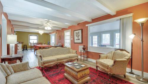 Tranquil Lakefront Home with Sunroom in Burlington - Foto 5