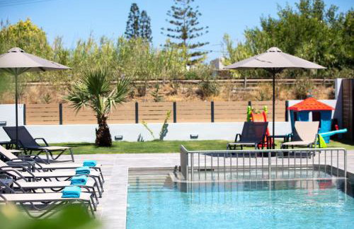 Sunnyside Villas, Just Steps to the Beach & Restaurants, By ThinkVilla - Photo 12