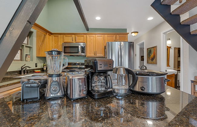 Spacious A-frame Pines Cabin 12 Beds Loft Game Room - Foto 3