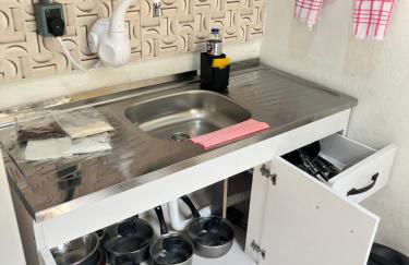 Apartamento central com pátio, 1 quadra do calçadão - Foto 6