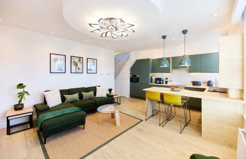 Aura - Elegant Retreat in Prime Leeds Location! - Foto 53