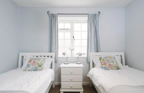 Number Six - Ukc4968 - Foto 13