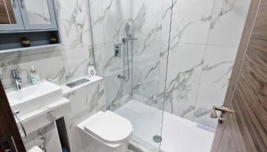 Contemporary 1 Bed Apartment, In Central Buxton - Foto 3