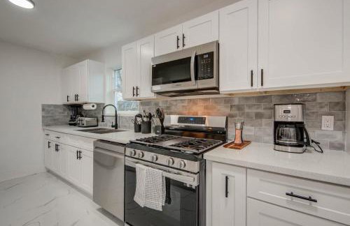 Spring Branch Getaway Feat 5BD Pool Hot tub - Foto 12