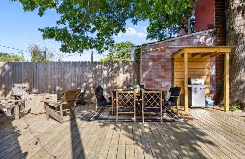 3BR Cozy Family Home with HotTub & Spacious Backyard - Foto 78