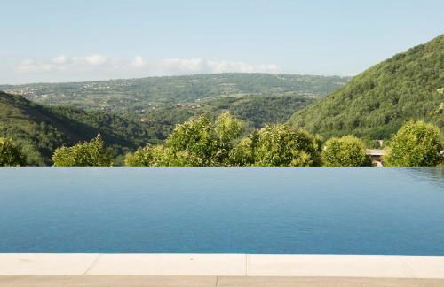 Ville Petrara - Villa con Piscina e Spa nei Vigneti - Foto 5