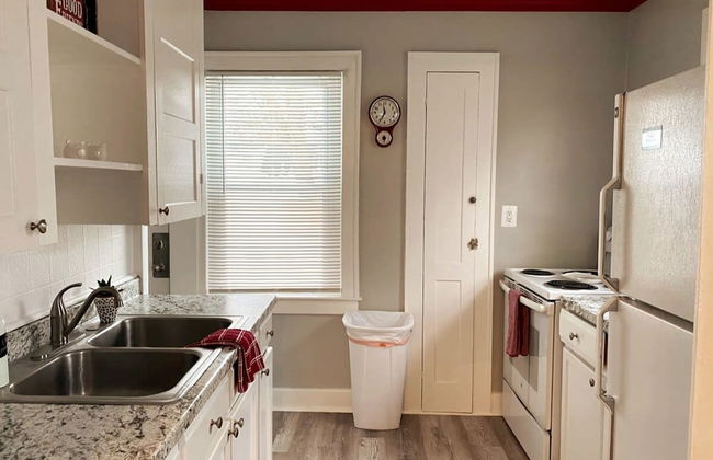 Automaniac Spot in the Heart of Pontiac 3 Beds 2 Baths - Foto 13