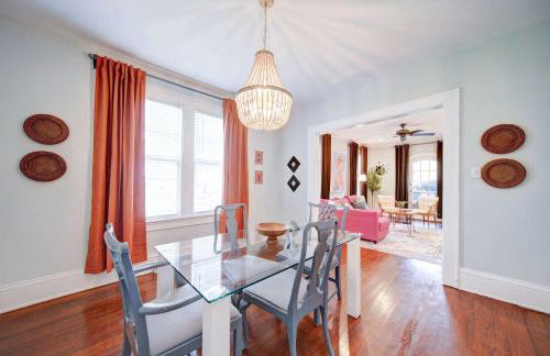 Retro 1BR in Elizabeth with Porch & Eclectic Design - Foto 10