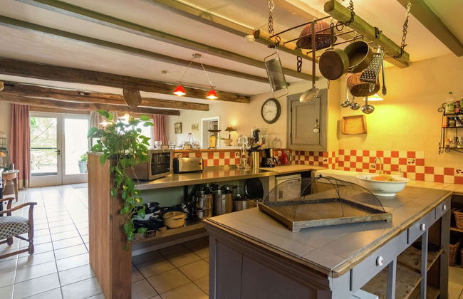 Quaint Holiday Home in Bievre in the Forest - Foto 13