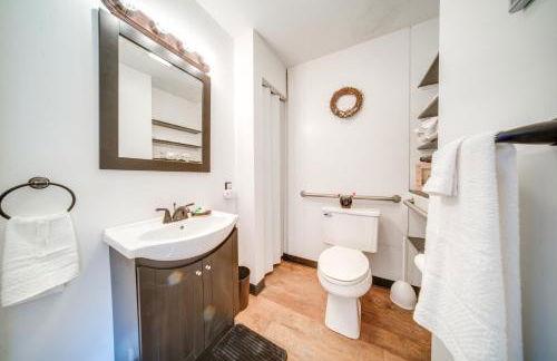 Charming Cottage with Yard Less Than 1 Mi to Lake Erie! - Foto 17