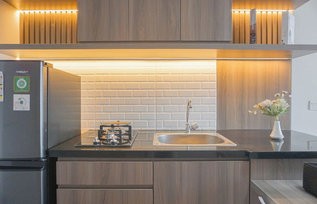 Cozy And Modern Look 1Br Apartment Vasanta Innopark By Travelio - Foto 6