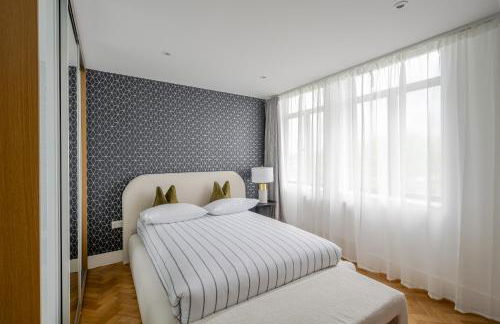 Luxurious City Centre Apartment in Chelmsford with Sky TV, Sports, Movies & Netflix - Foto 9