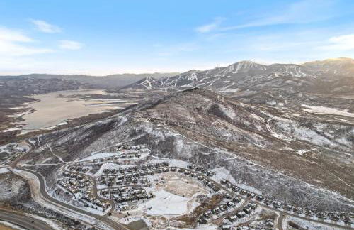 Pvt Hot Tub, Game Rm, Fire Pit, 12 Min Ski and PC - Foto 66