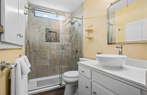 Bearfoot Bungalow by Miss Kitty’s - Foto 39