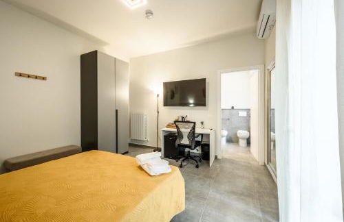 College Suites - Photo 18