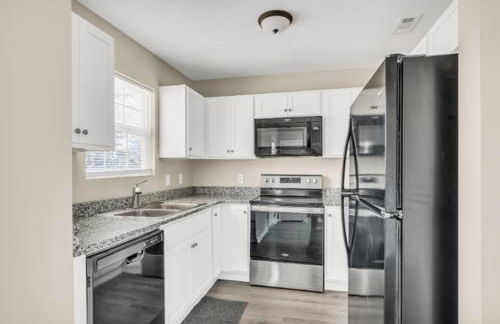 Charming 3-bedroom house Scenic&Close to Downtown - Foto 8