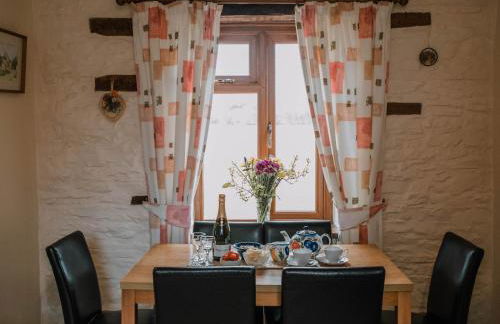 Stargazer's Field House - Photo 7