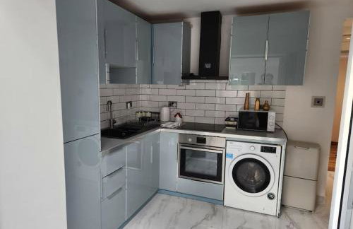 Spacious and bright one bedroom apartment - Foto 7