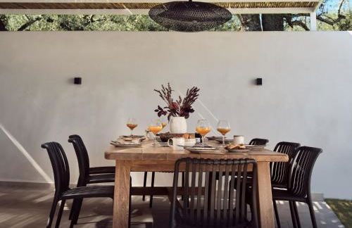 Estelle Villa, a Flamboyant Escape with Pool, By ThinkVilla - Foto 10