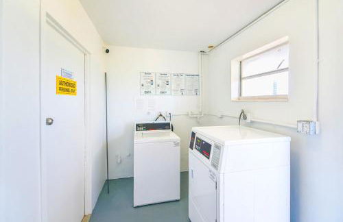 Sunset Bay Studio North Bay Village Getaway - Foto 18