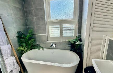 Arden Holiday Lettings - Photo 9