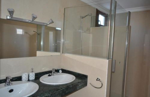 Villa Esmeralda - Photo 53