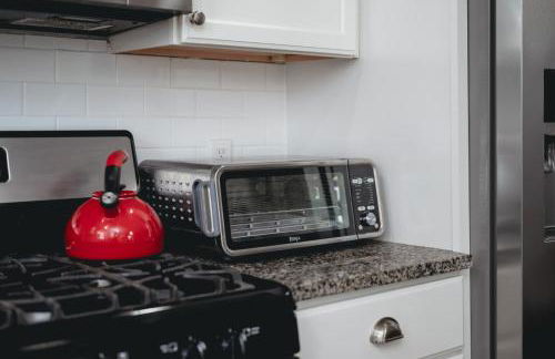 962 Townhouse 3BR Near Downtown Beaches and Wineries - Photo 26