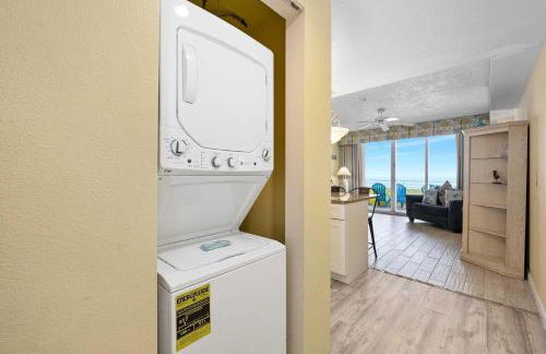 Luxury 10th Floor 1 BR Condo Direct Oceanfront Wyndham Ocean Walk Resort Daytona Beach | 1006 - Photo 14