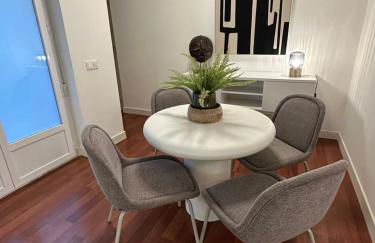 Stylish & Cozy 1BR Steps from Royal Palace | By Airnest - Photo 11