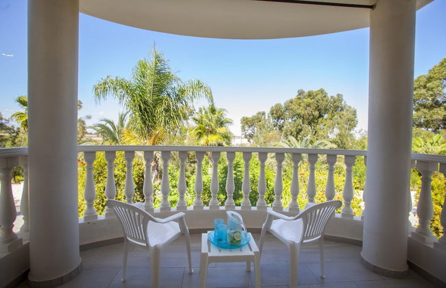 Sunset Beachfront Villa Meneou - Foto 12