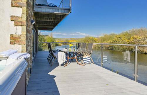 Lakeside House on Retallack Resort with Hot Tub 110 - Foto 9