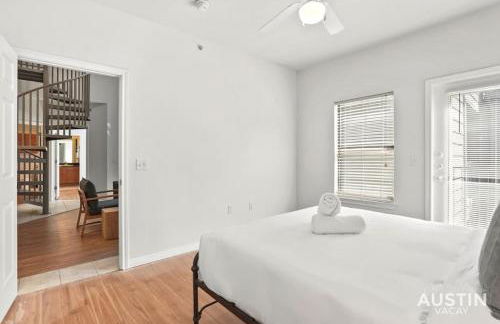 Spiral Stairs to Loft Bedroom Balcony with Shade - Foto 16