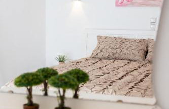 Lydia's East Apartment - Photo 44