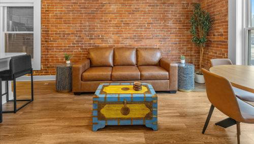 Steps away from Mass Ave Restaurants and Big Patio - Foto 4