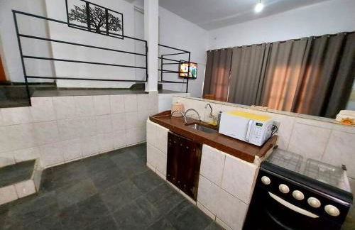 Casa inteira no centro de São Thomé das letras - Foto 15