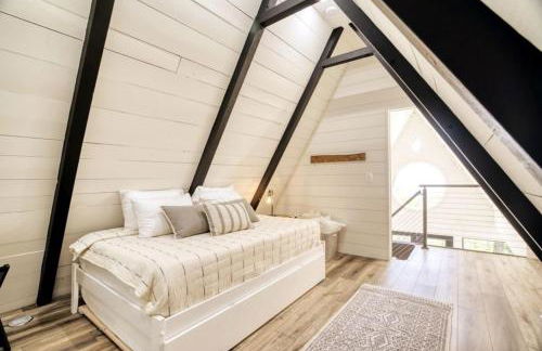 The Black Aframe - HOT TUB and Mountain Views - Foto 31