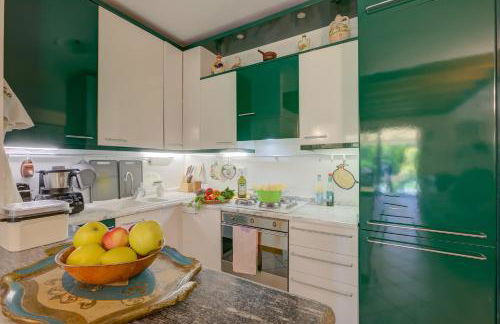 The Green Emerald Family Retreat - Happy Rentals - Foto 5